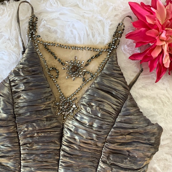 SUE WONG | Bronze Gold Crystal Nocturne Metallic Gatsby Gown Dress - Picture 4 of 8